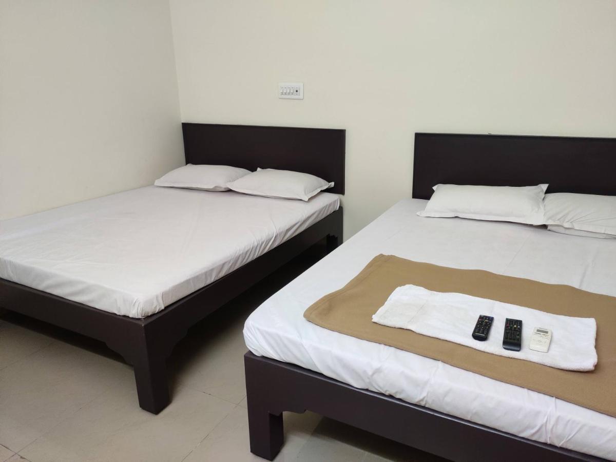 Subasree Cottage Tirunallar 외부 사진